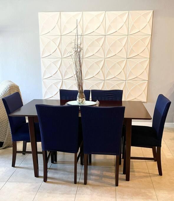 Debbie'S 3-Bedroom Apartment In A Duplex Κέιπ Κόραλ Εξωτερικό φωτογραφία