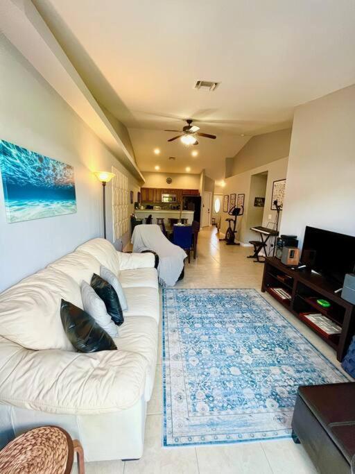 Debbie'S 3-Bedroom Apartment In A Duplex Κέιπ Κόραλ Εξωτερικό φωτογραφία